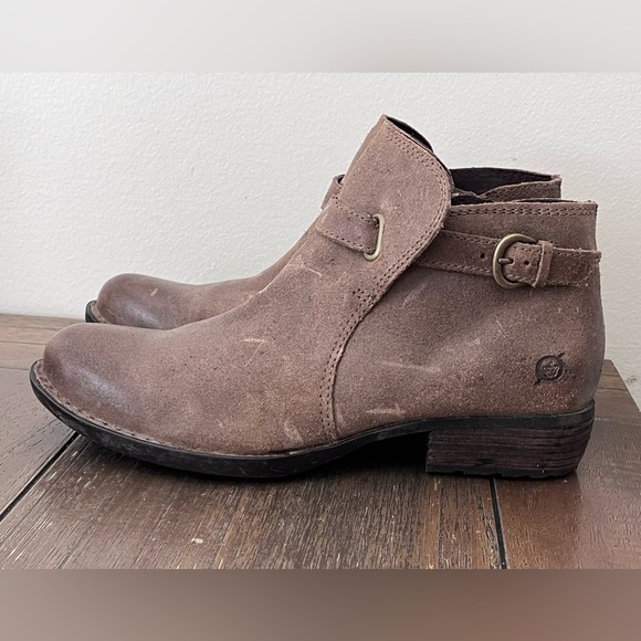 Born Jem Booties Boots Womens size 7.5 - Picture 1 of 9